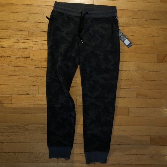 Brand New Kyodan Gray DAY-TO-DAY ENERGIZE CAMO JOGGERS - Picture 2 of 10